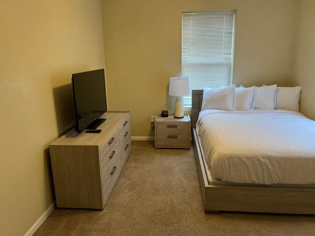 Washburn Hotel Suites Topeka Luaran gambar
